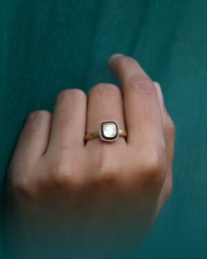Massoinite daimond ring with blue enamel
